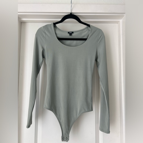 Express Bodysuit - Picture 1 of 3